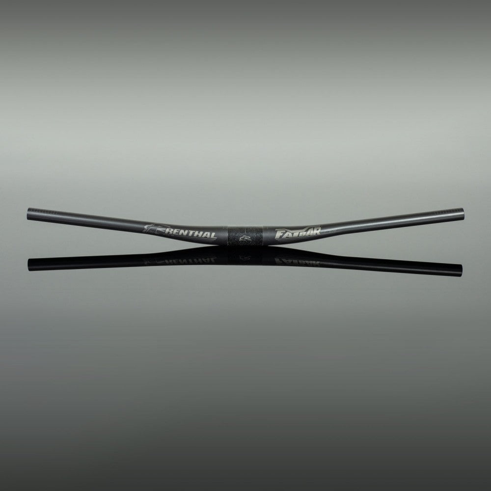 ブランド名：レンサル、商品名：ファットバー ライト カーボン 35、ライズ：10mm、ワイズ：760mm