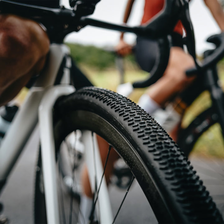 Schwalbe G-One R PRO TLR ジーワン R プロ オールラウンド グラベルタイヤ