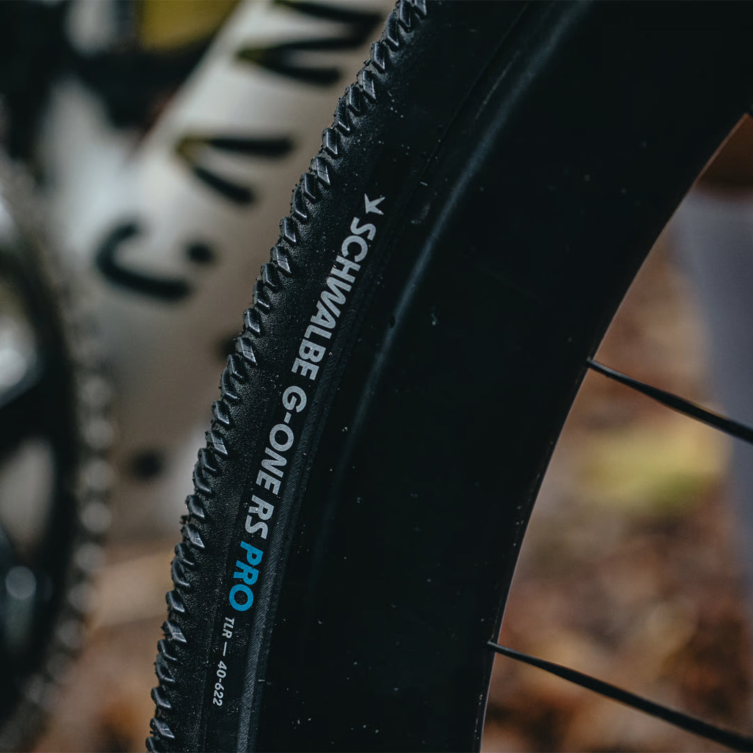 Schwalbe G-One RS PRO TLR ジーワン RS プロ セミスリック グラベルタイヤ