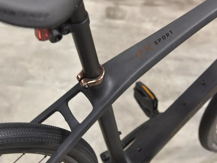 2026年モデルのFX SL 4のシートポストクランプ