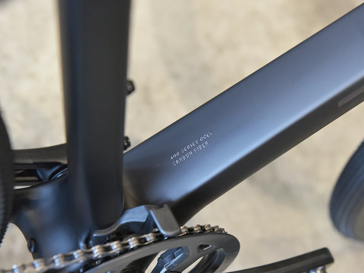 Trek FX Sport SL 4 2027年モデル カーボンクロスバイク