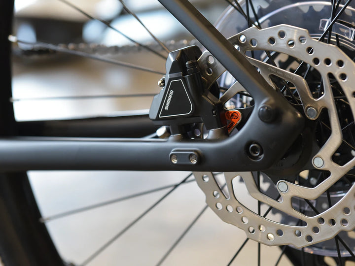 Trek FX Sport SL 4 2027年モデル カーボンクロスバイク