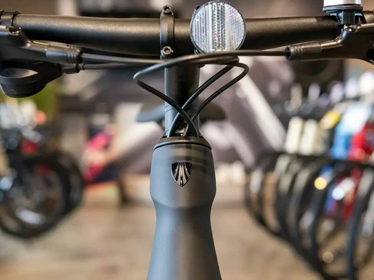 2027 TREK FX Sport SL 4|軽量カーボン×高速フィットネスバイク【最新 2027 TREK FX Sport SL 4|軽量カーボン×高速フィットネスバイク【最新