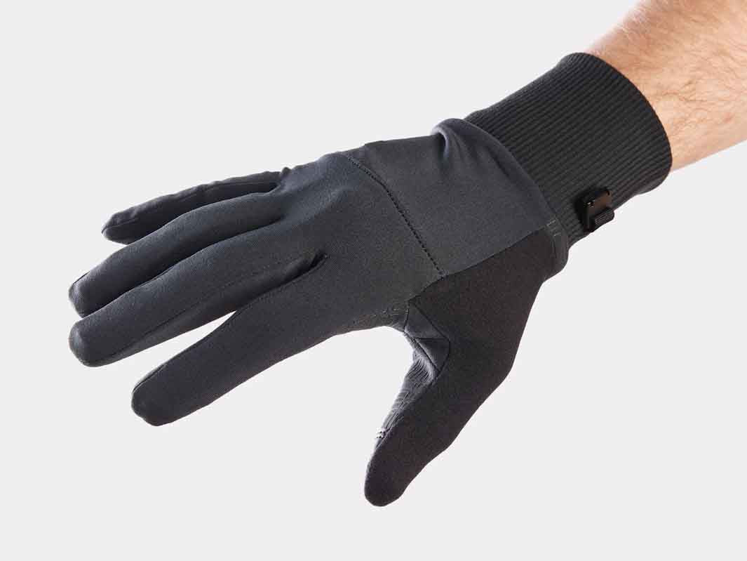 トレック サーキット サーマル サイクリング グローブ（Trek Circuit Thermal Cycling Glove）の商品画像。手の甲側