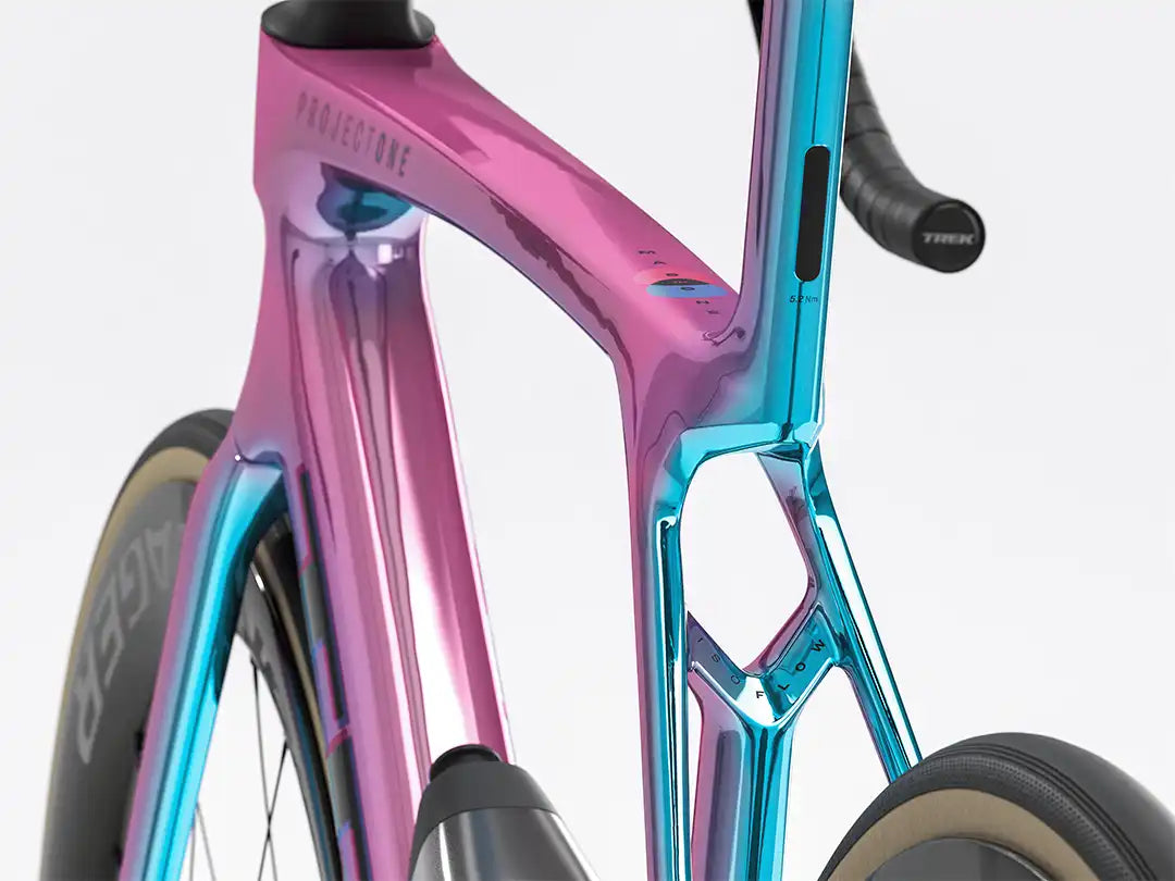 Trek Madone SLR 9 Gen 8(トレック マドン SLR9 Gen8) Trek Madone SLR 9 Gen 8(トレック マドン SLR9 Gen8)
