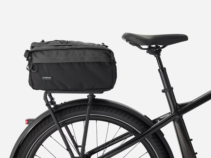 Trek MIK 2.0 Utility Trunk Bag（MIK 2.0 ユーティリティ トランクバッグ）対応リアラックに取り付け