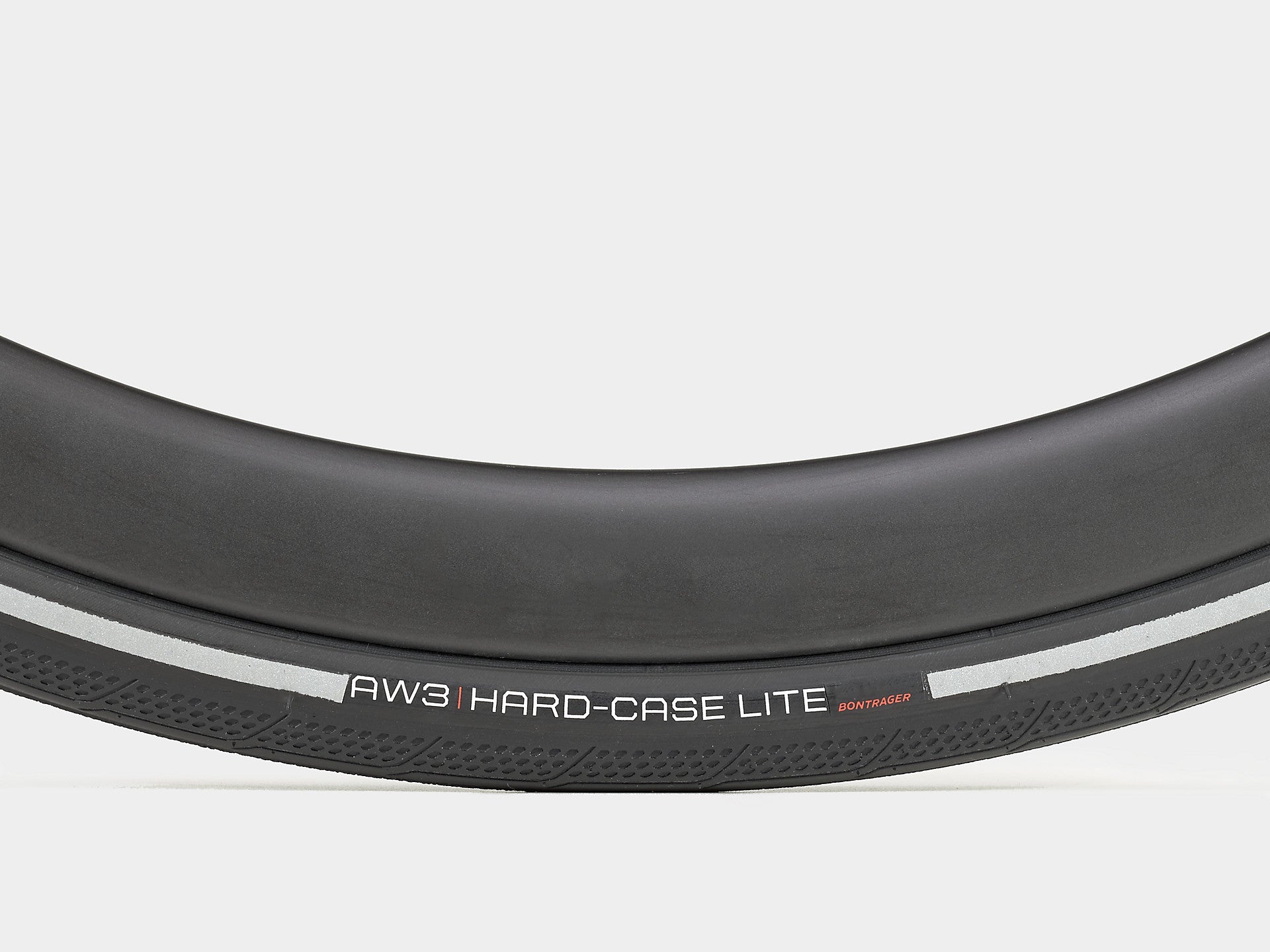 タイヤ Bontrager AW3 Hard-Case Lite Reflective Road Tire