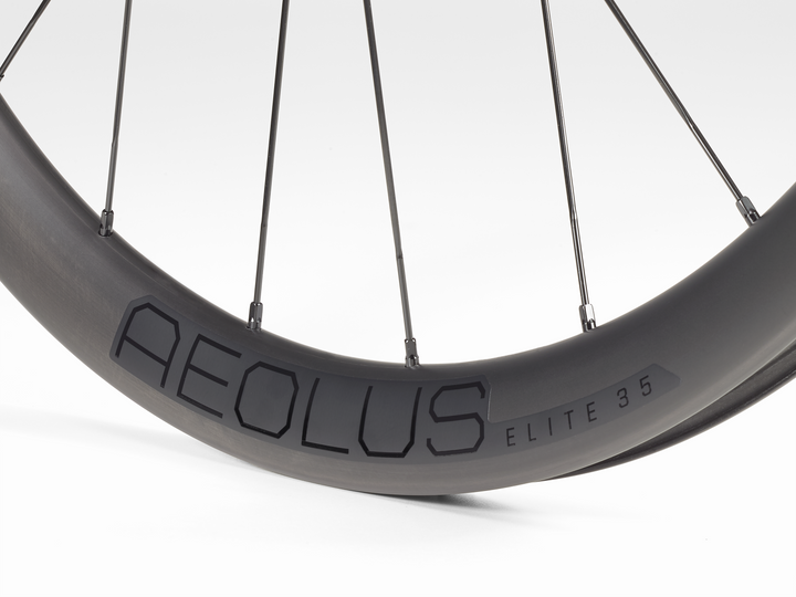 Bontrager Aeolus Elite 35 TLR Disc Road Wheel（アイオロス エリート 35 チューブレスレディ ディスク ロード ホイール）