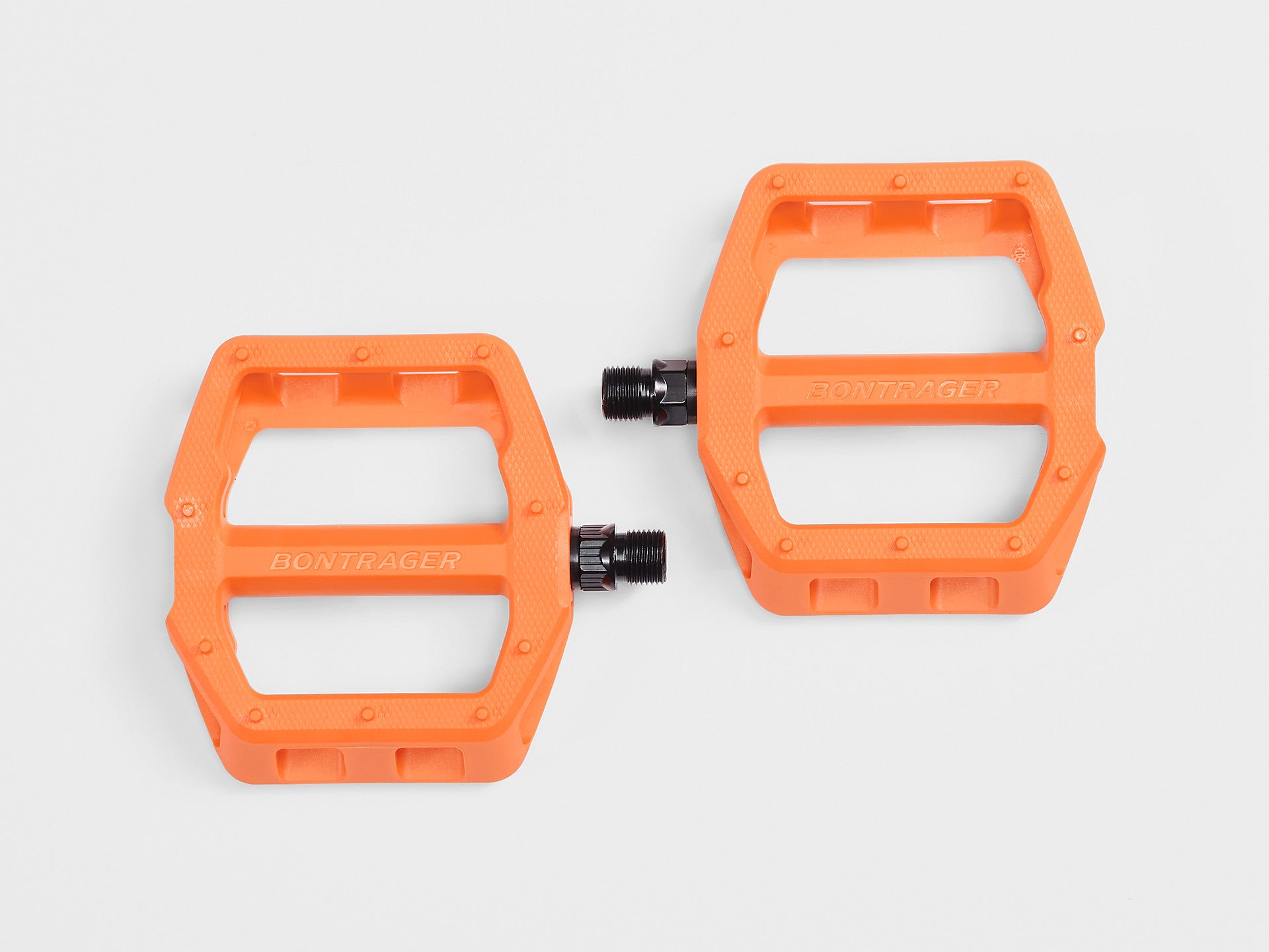 Bontrager Line Comp Flat Pedal Set（ラインコンプ フラットペダル）