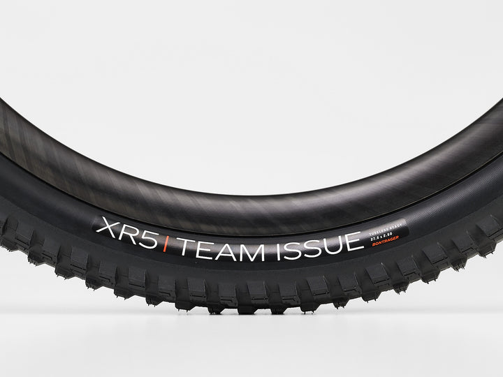 タイヤ XR5 Team Issue TLR MTB Tire（XR5 チームイシュー チューブレスレディ MTB タイヤ）