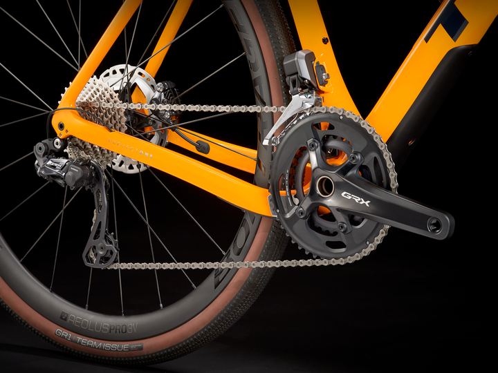 Trek Checkpoint SLR 7 GRX Di2（チェックポイント SLR 7 GRX Di2）