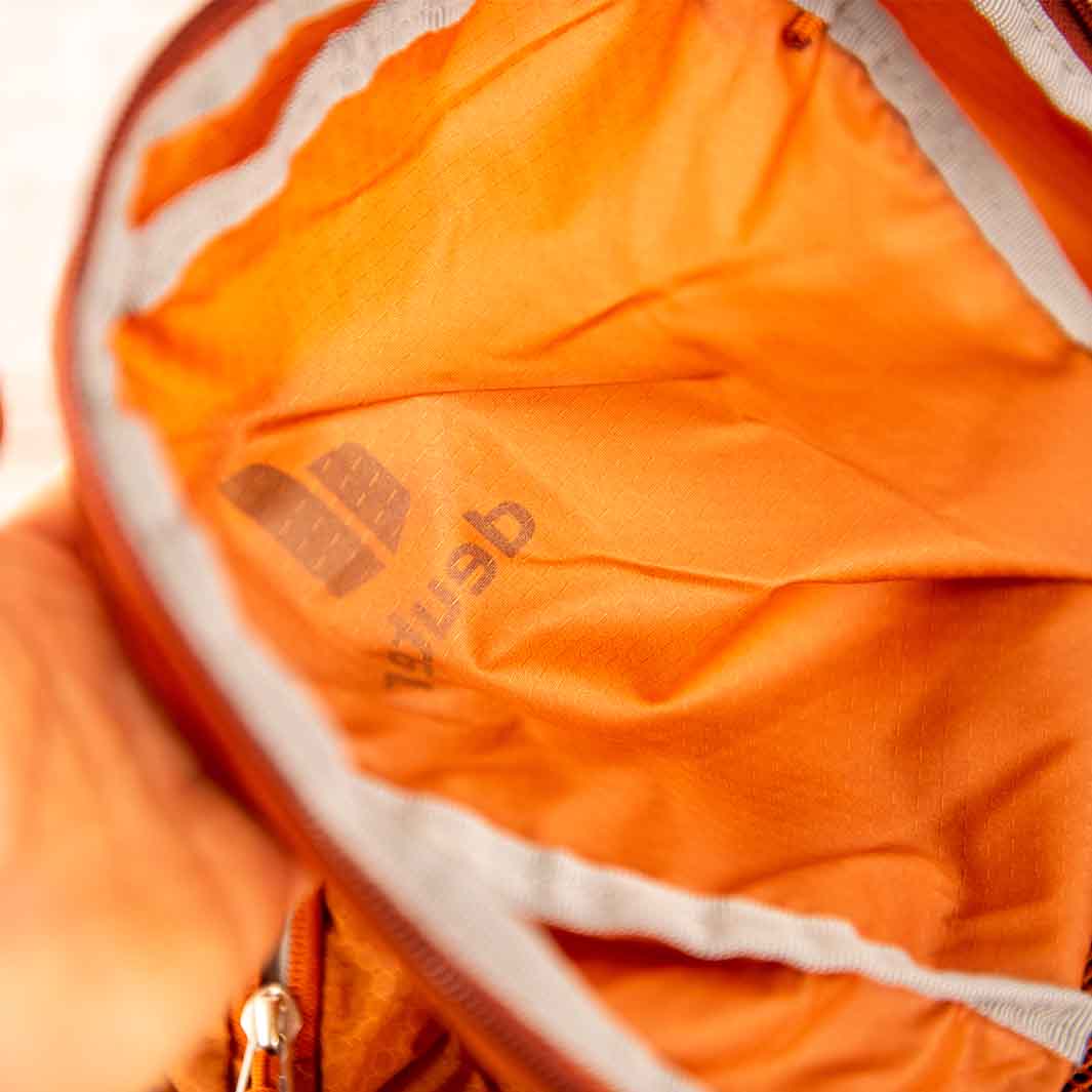 Deuter Race 12(ドイター レース12）