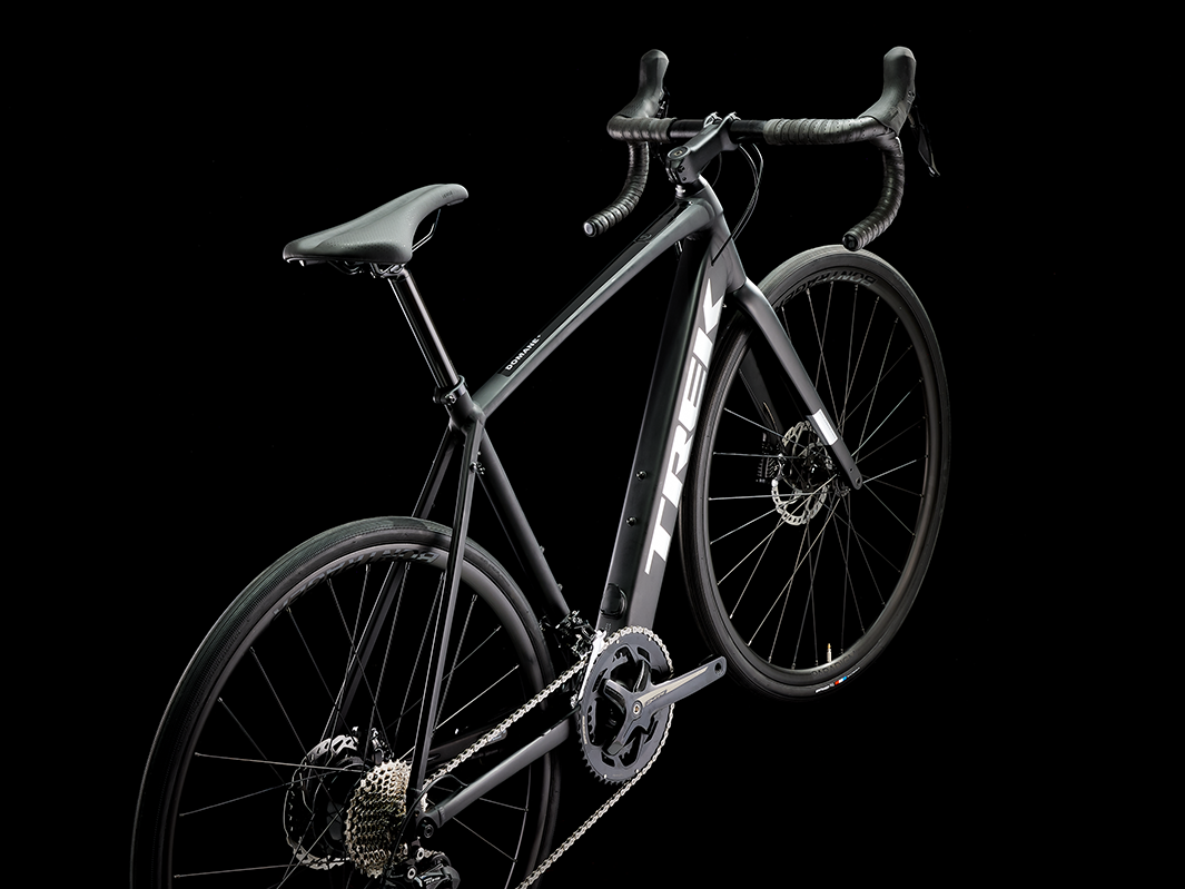 Trek Domane+ AL 5 電動アシストロードバイク – バイクプラス Trek Domane+ AL 5 電動アシストロードバイク – バイクプラス