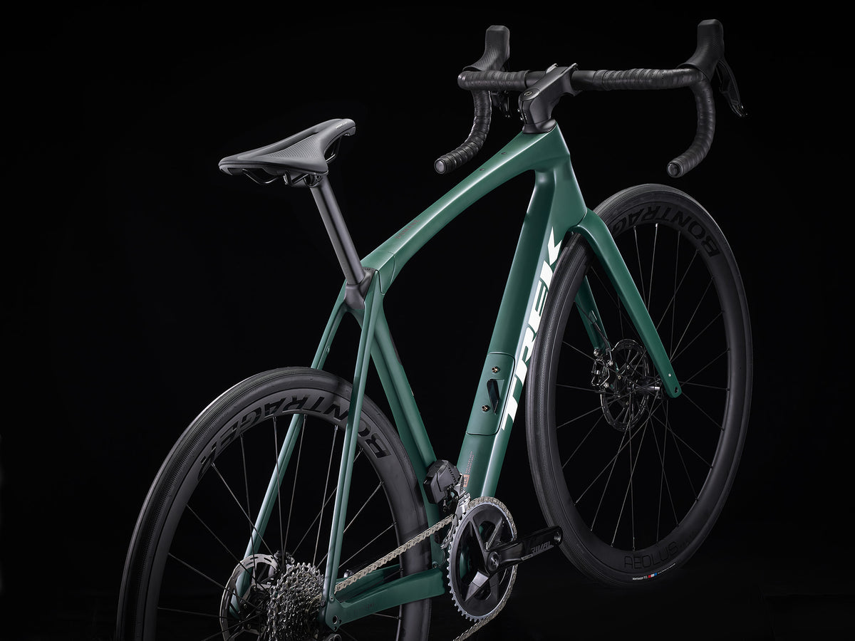 Trek Domane SLR 6 Gen 4 – バイクプラス